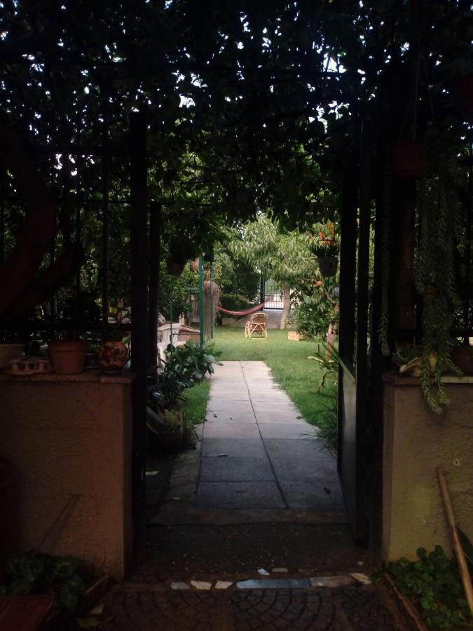Green Garden ปอมเปอี ภายนอก รูปภาพ